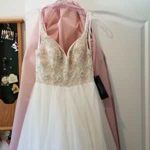 willowby by watters nova